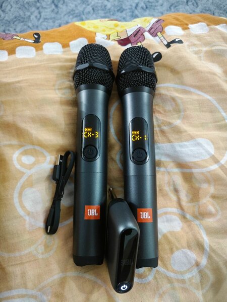 Микрофон JBL