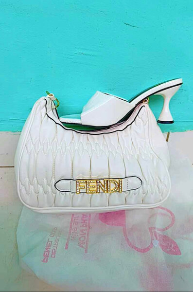 Chaussures à talons hauts Fendi pour femmes