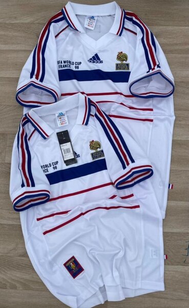 Maillots de Football Authentiques