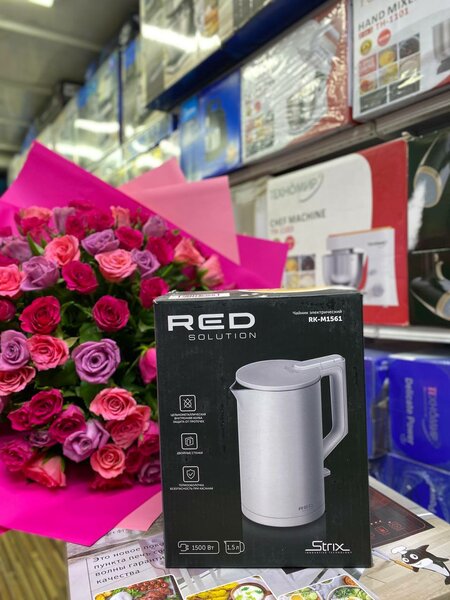 Red Чайник 1.5л