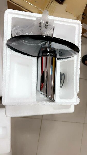 Luxury Glass wash hand Basin Tap