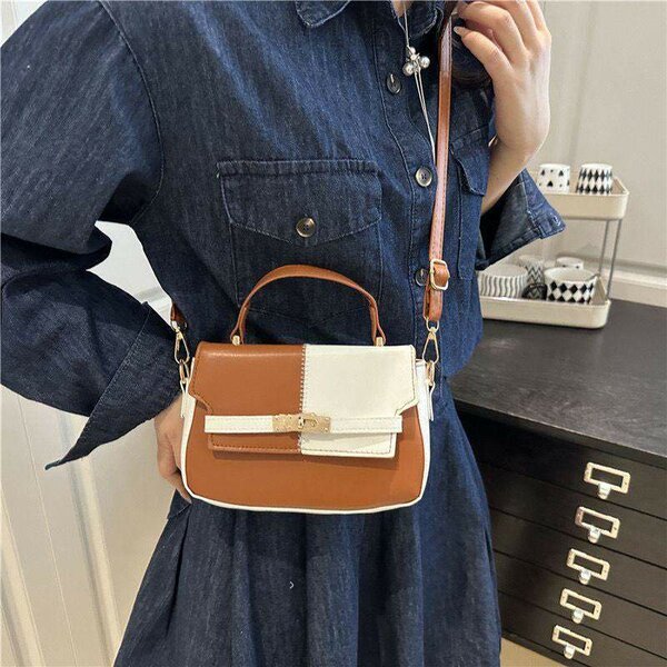 Sac à main bicolore chic