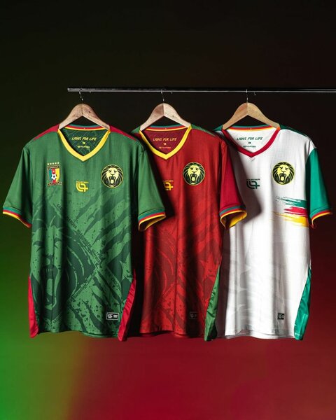 Maillots de foot colorés