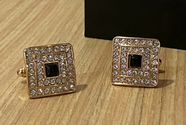 Belles boucles d'oreilles