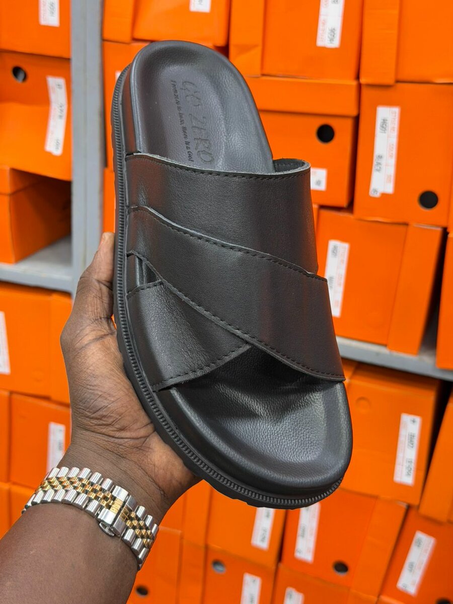 Sandales Plates en Cuir Noir pour Hommes