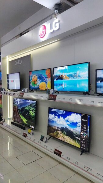 Samsung, TCL and LG Smart Android LCD Tv's