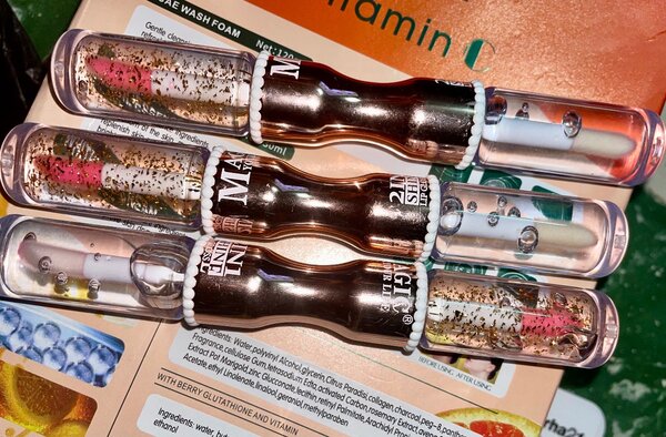 Rouges à Lèvres Magiques Hydra-Luxe