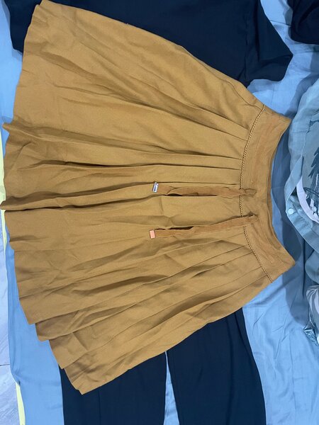 Jupe plissée marron