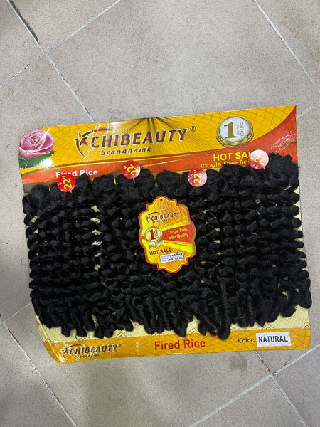 Cheveux Bouclés Métisse 22"