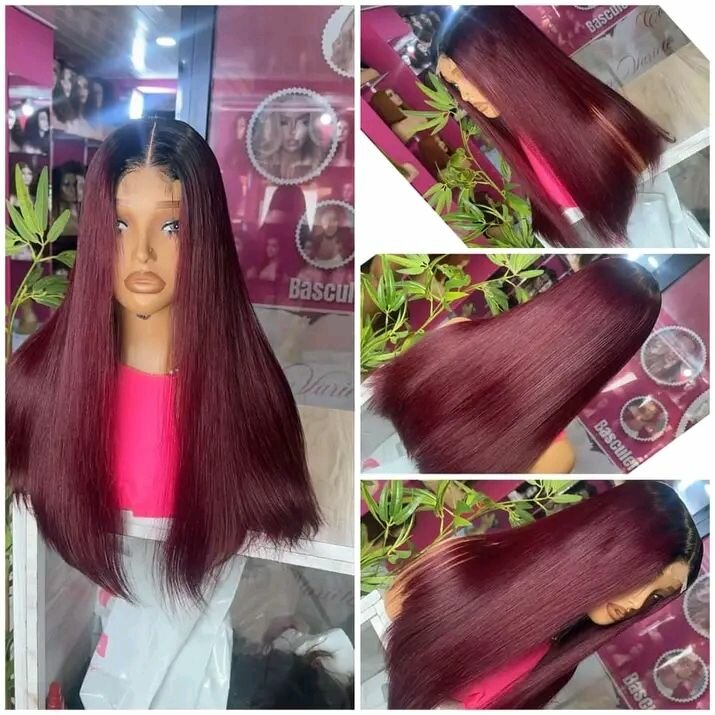 Perruque en cheveux longs lisses