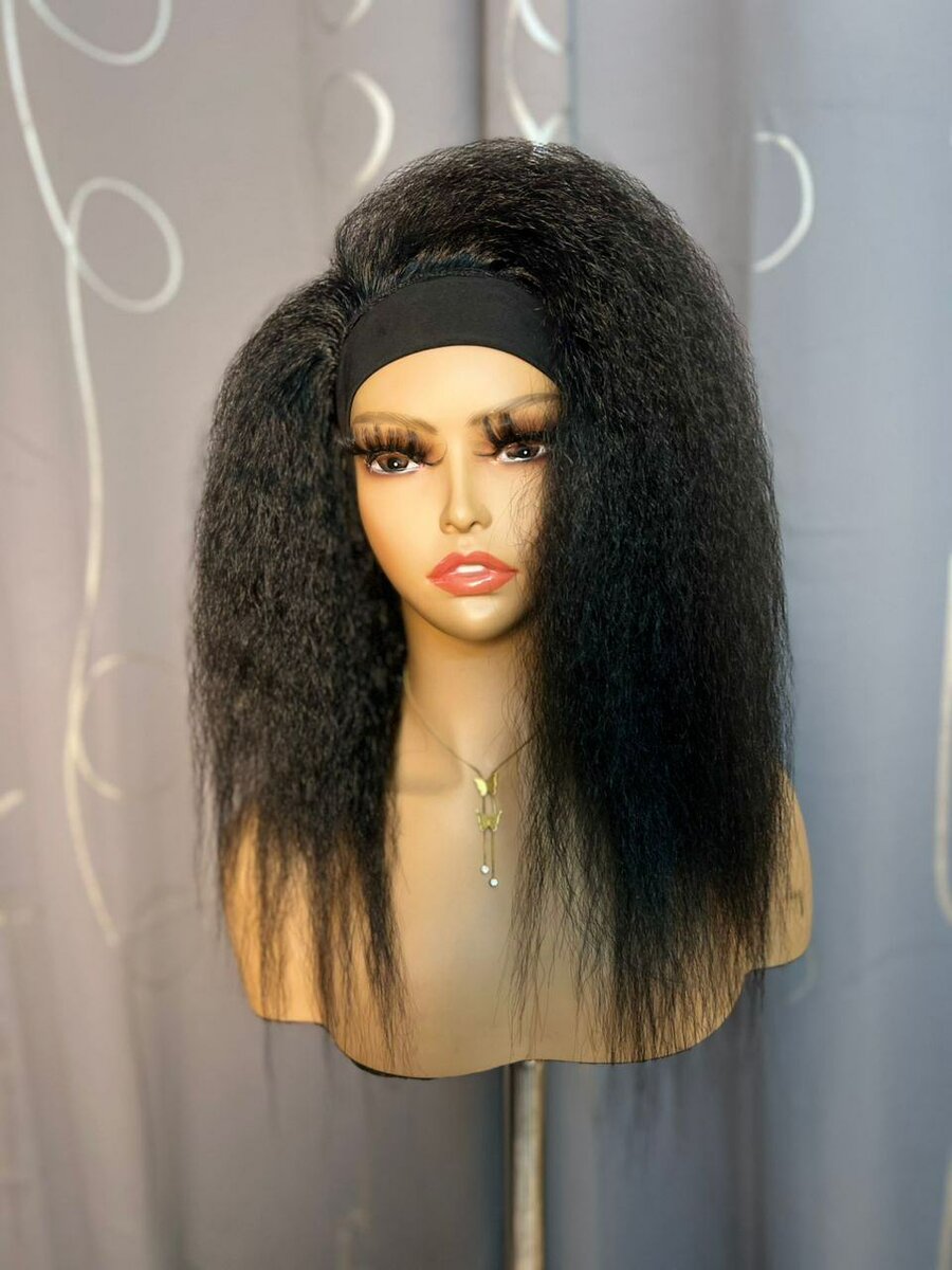 Perruque synthétique longue noire