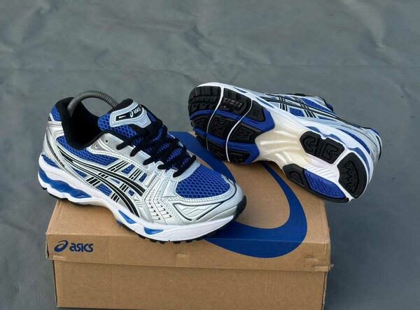 Chaussures ASICS ORIGINAL