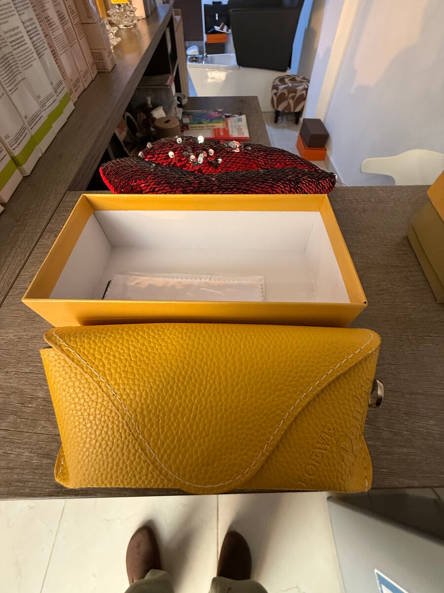 Elegant Leather Purse