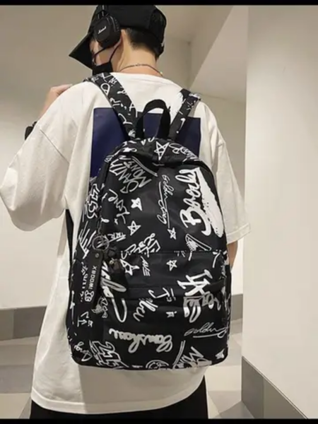 Sac à dos street style graffiti