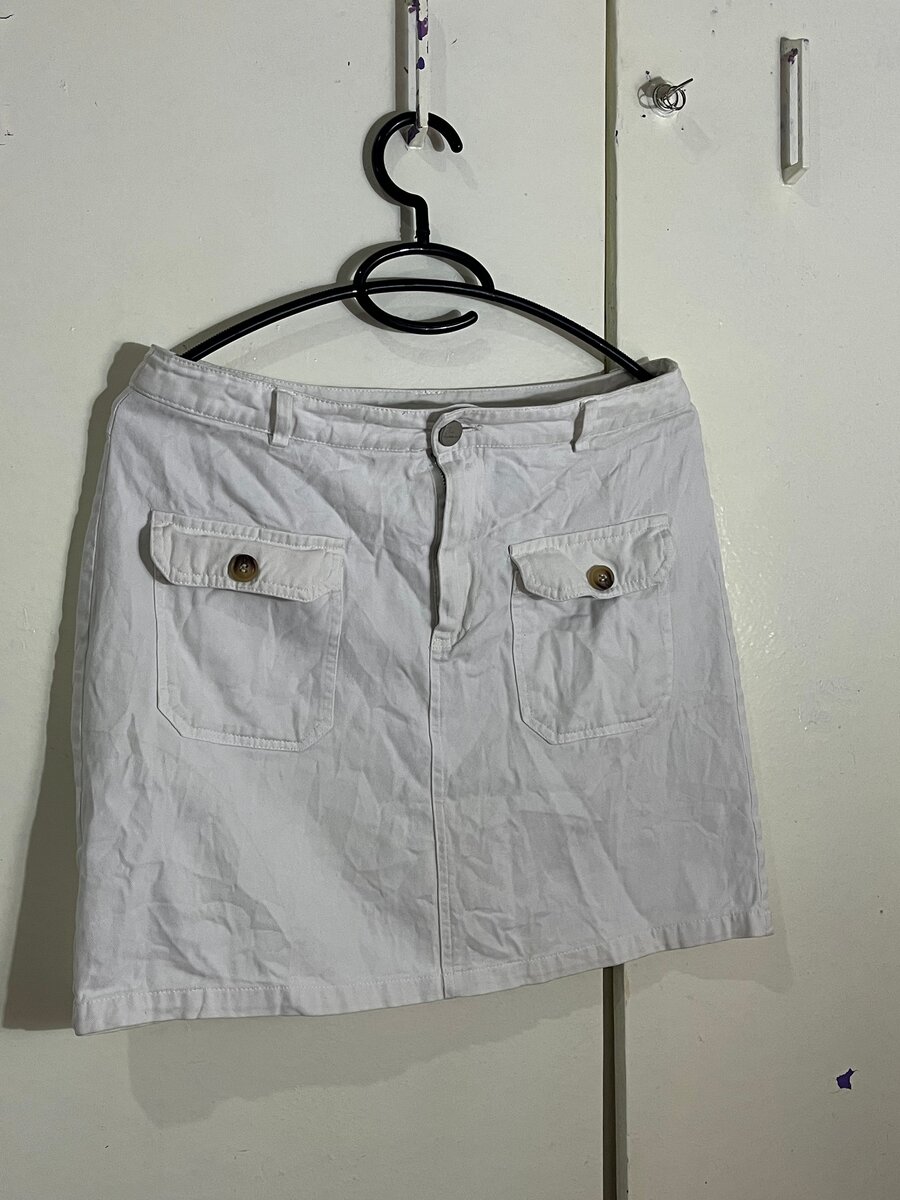 Jupe en coton blanche élégante