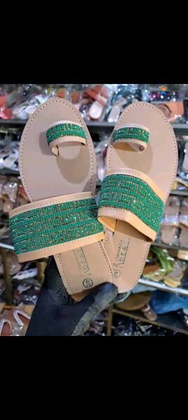 Sandales perlées