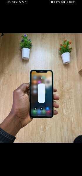 iPhone 11 vert 64Go déverrouillé