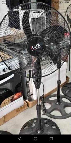 Ventilateur Ilux  18 pouce noir