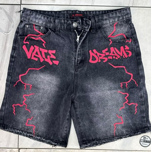 Shorts en Jean Graffiti Noir