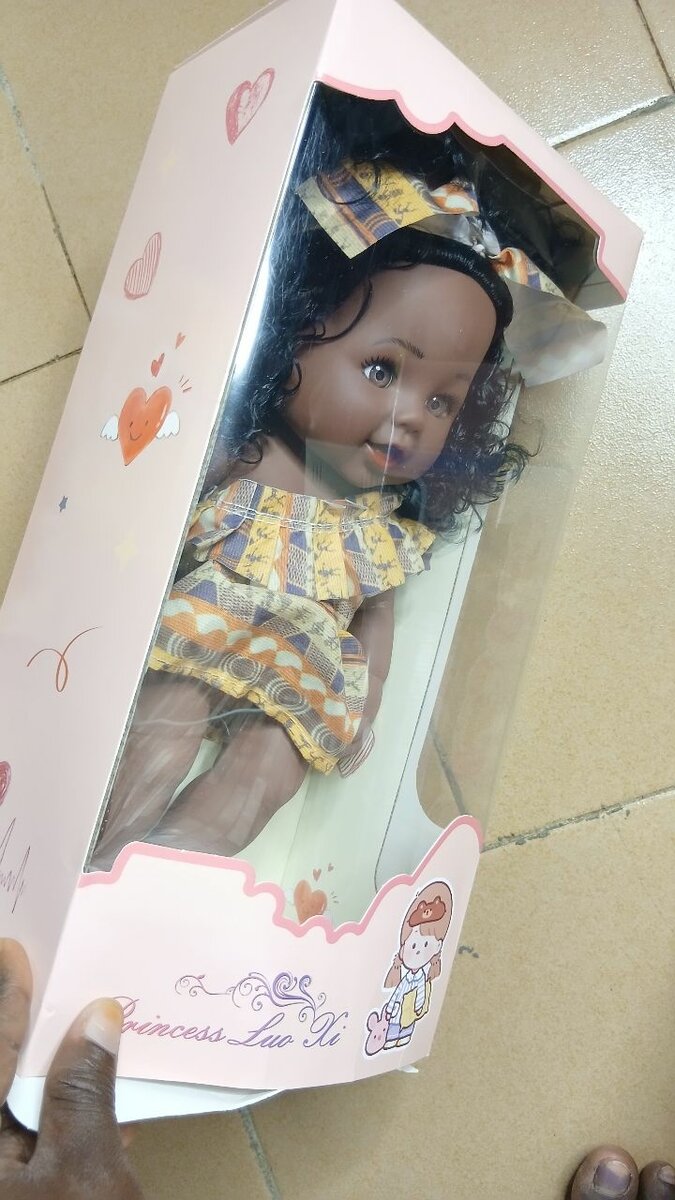 Poupée Bébé Élégante