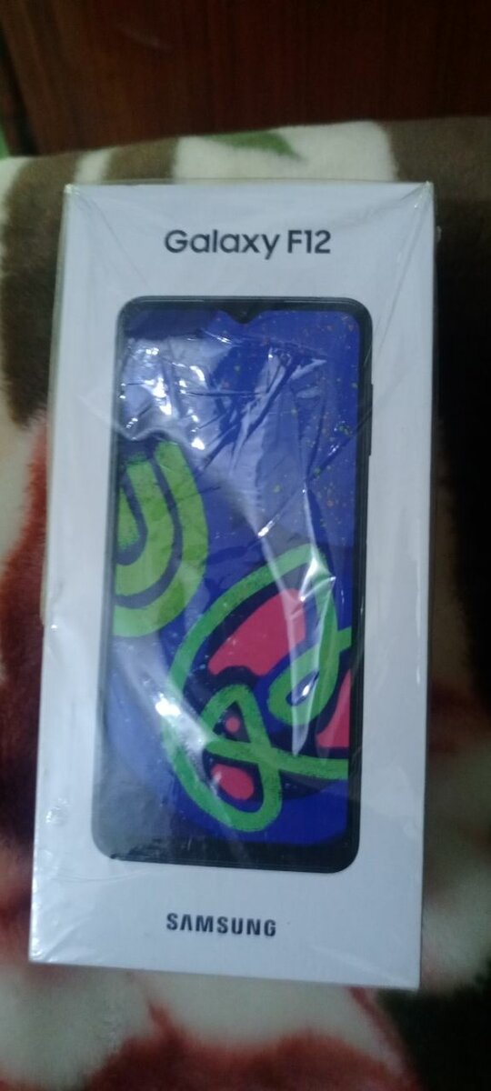 Samsung F12
