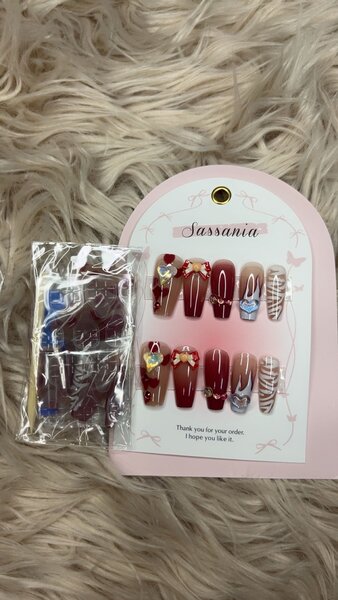 Ongles Précollés Élégants