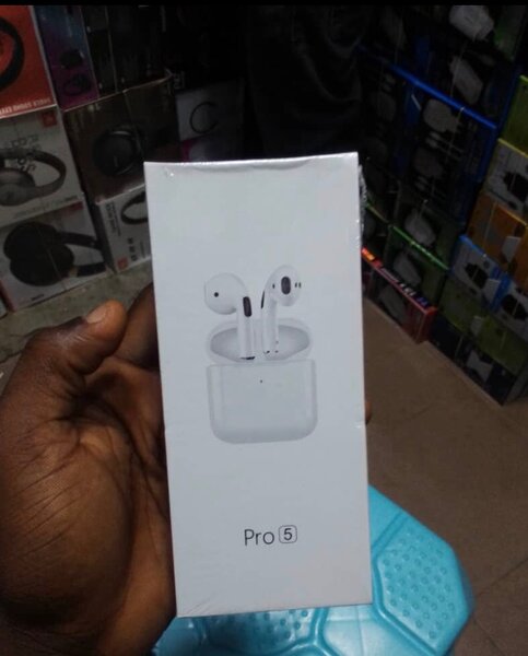 Écouteurs sans fil pro 5