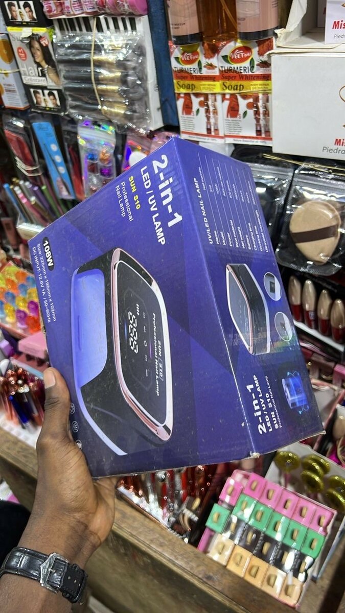 Machine de vernis permanent