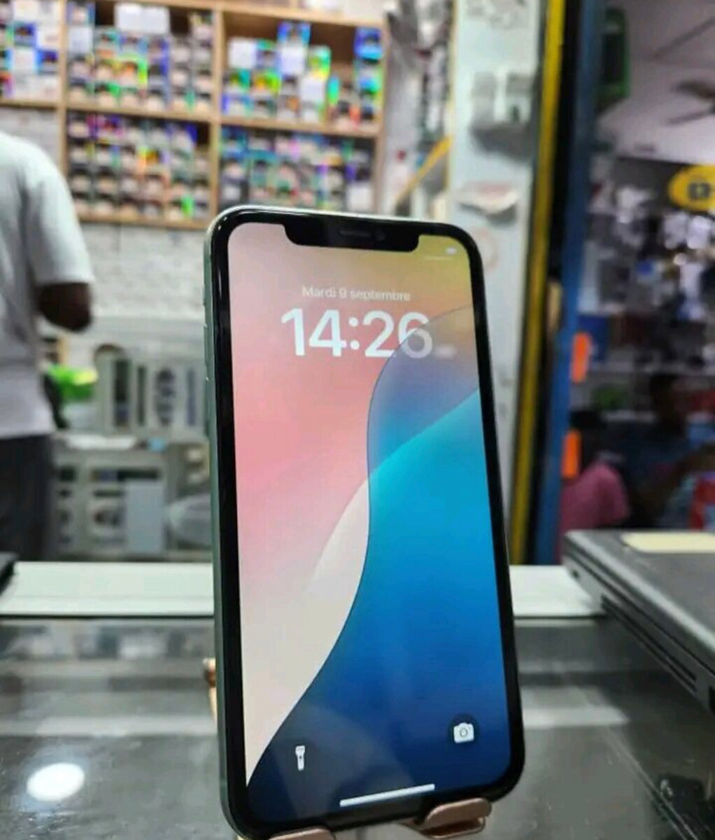 iPhone 11 64GB Vert