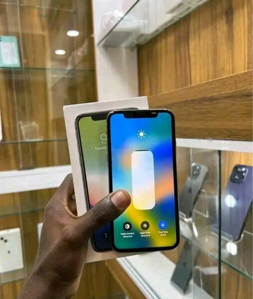 iPhone X Reconditionné 64GB