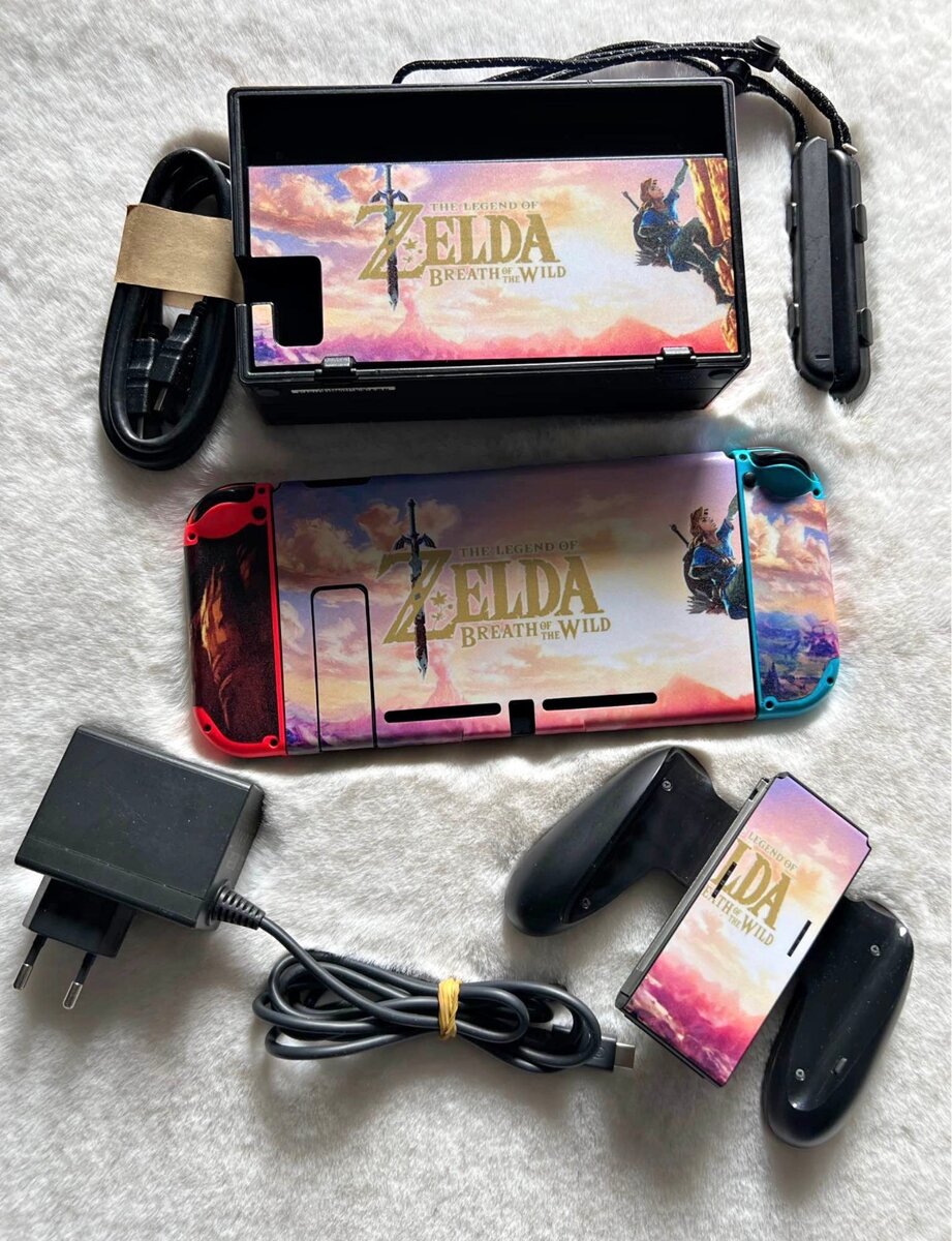 Console Nintendo Switch avec housse Zelda