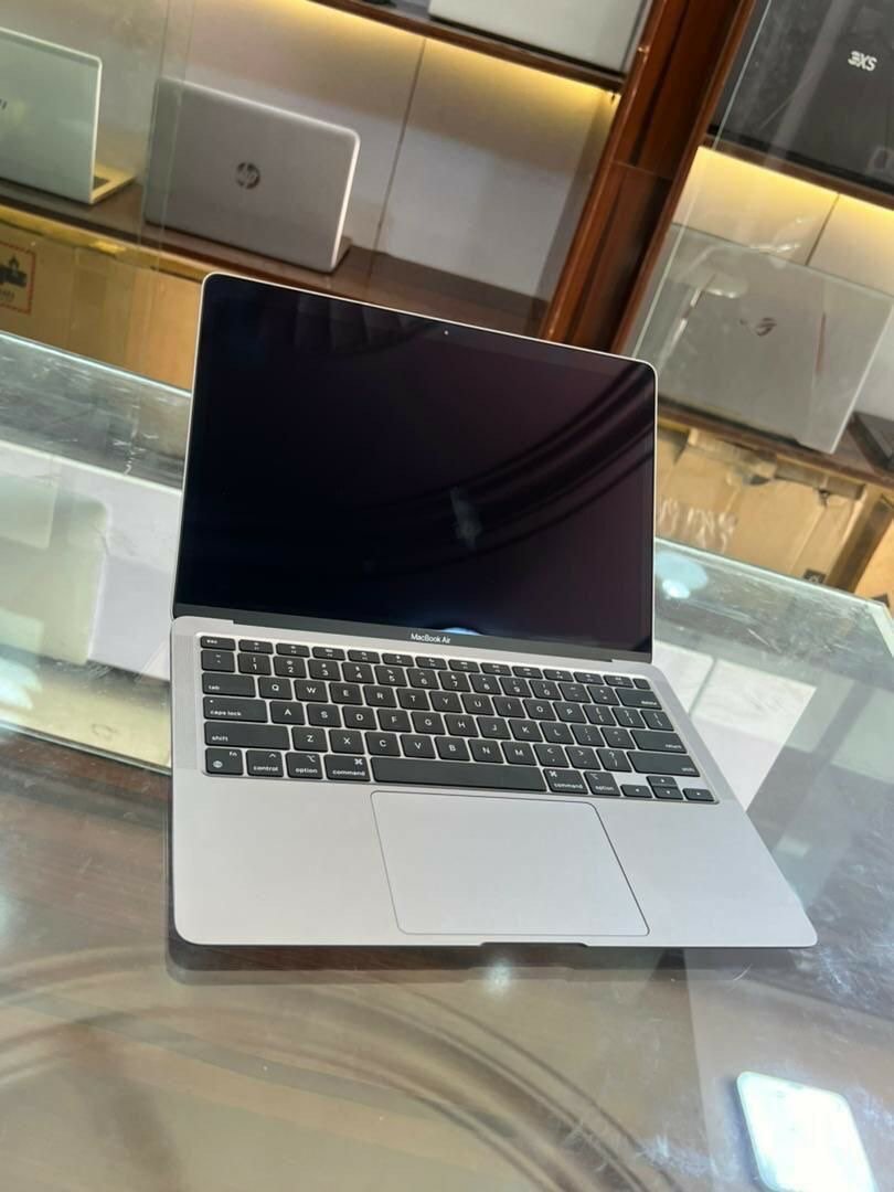MacBook Air i5