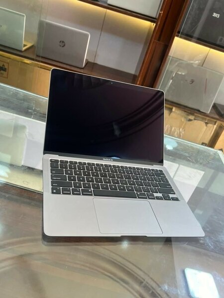 MacBook Air i5