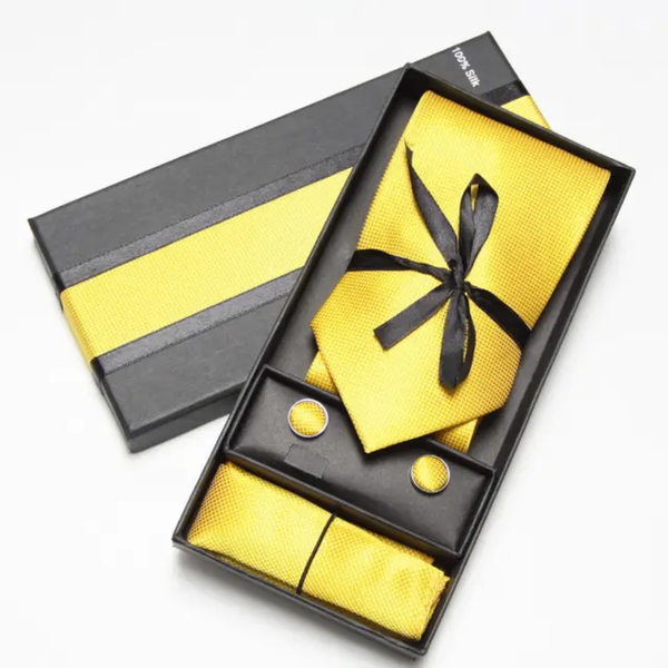 Ensemble Cravate Jaune Élégant