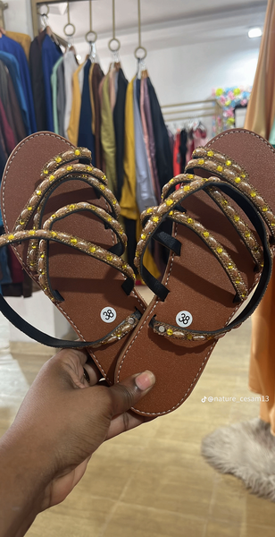 Sandales Plates Éclatantes Femme