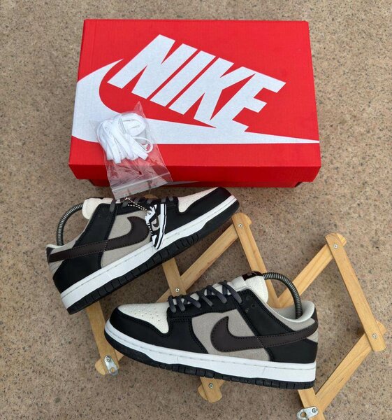 Nike Sneakers SB