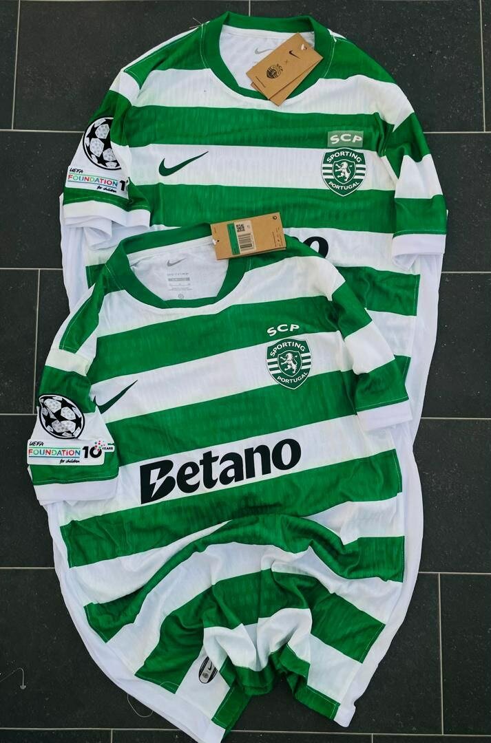 Maillot de football authentique