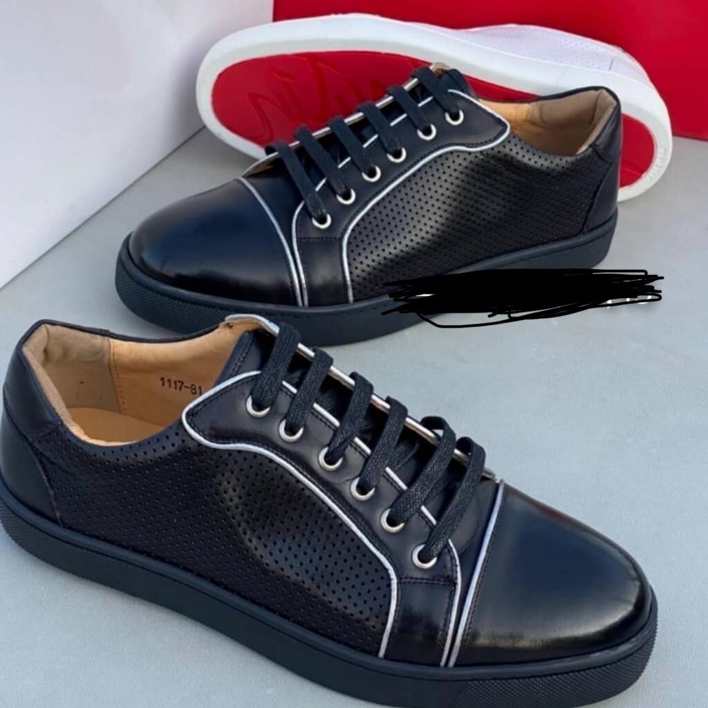 CHRISTIAN LOUBOUTIN CLASSIC SNEAKER