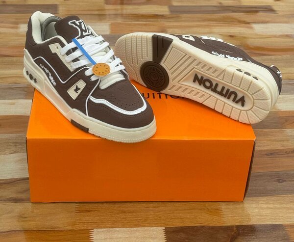 Baskets Louis Vuitton Homme