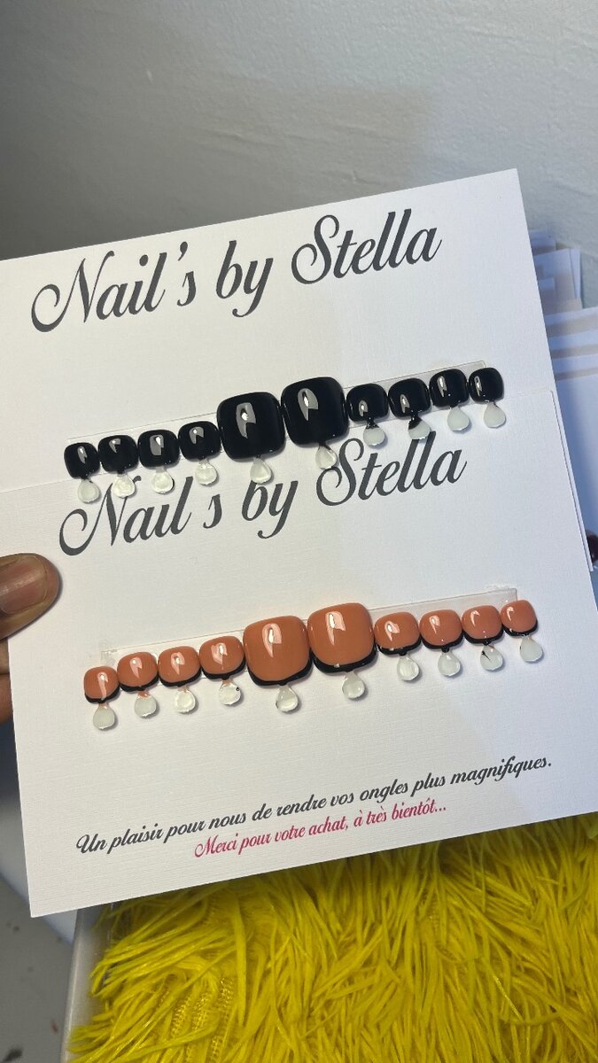Press On Nail's by Stella
