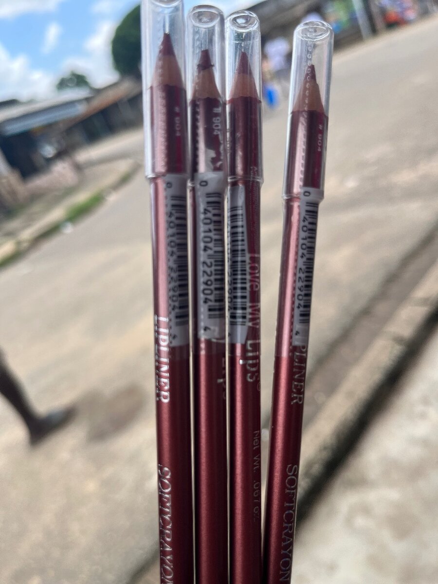 Crayons À Lèvres Marron