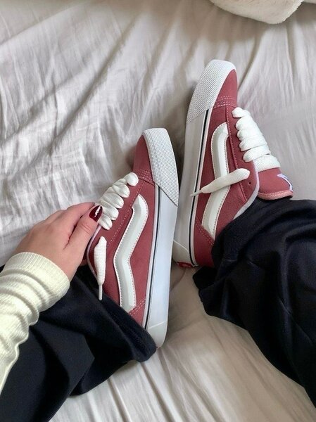 VANS KNU SKOOL