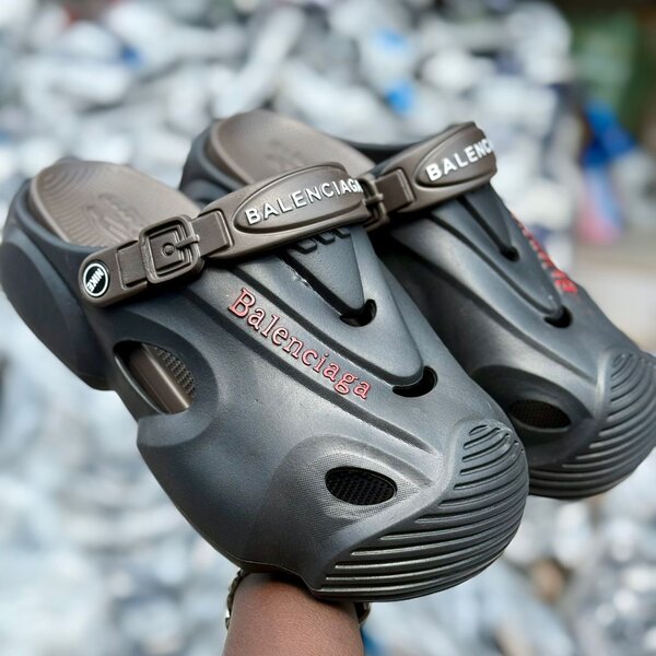 Sabots Balenciaga légers