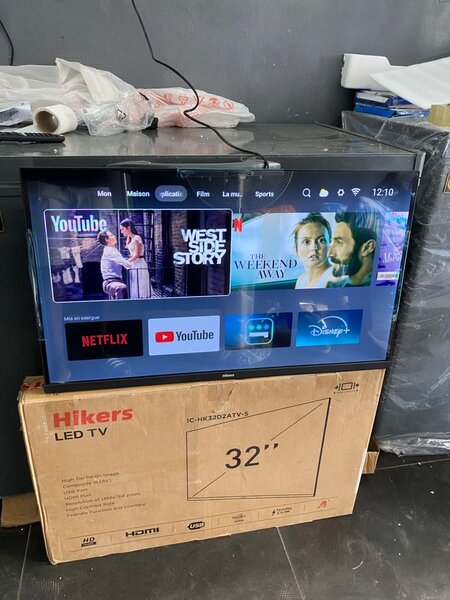TV LED HD 32'' connecté