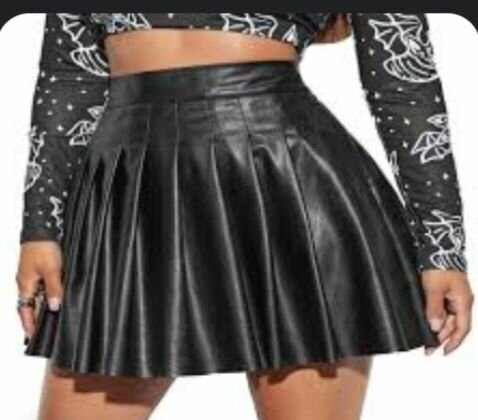 Jupe plissée en simili cuir