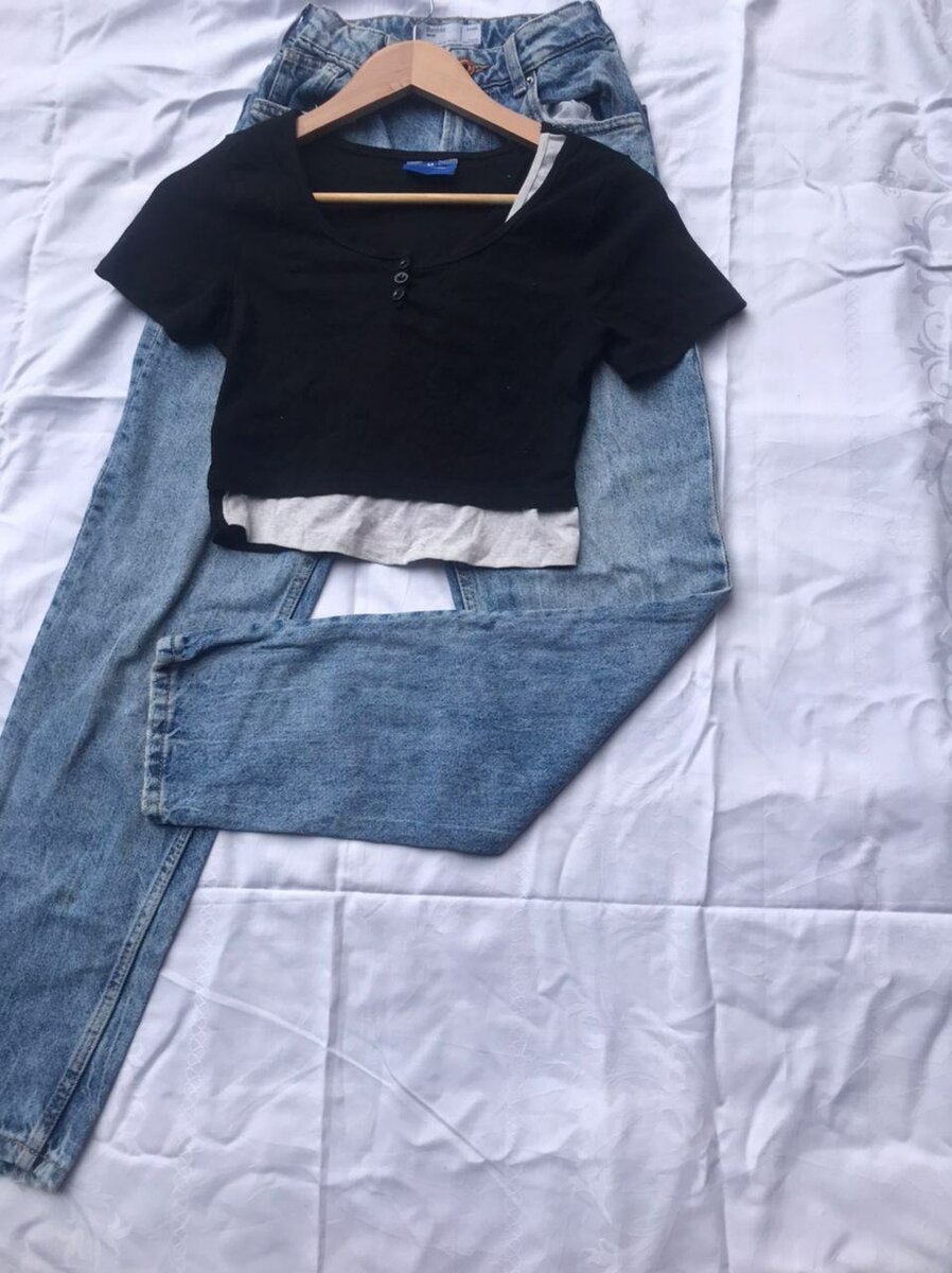 crop top noir élégant