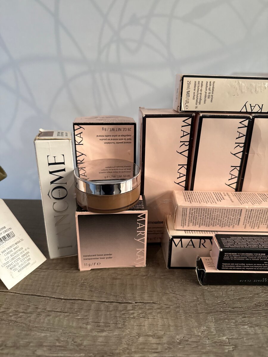 Mary Kay Primer & Foundation Set