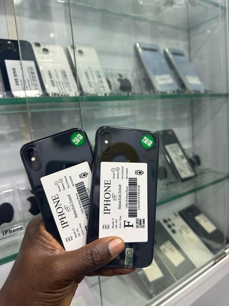 iPhone X 256giga Casi neuf