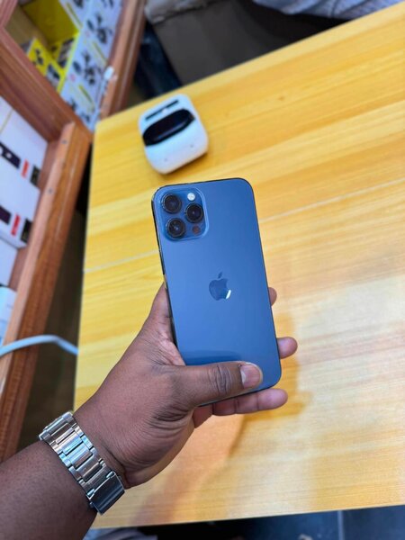 iPhone 12 Pro Max 