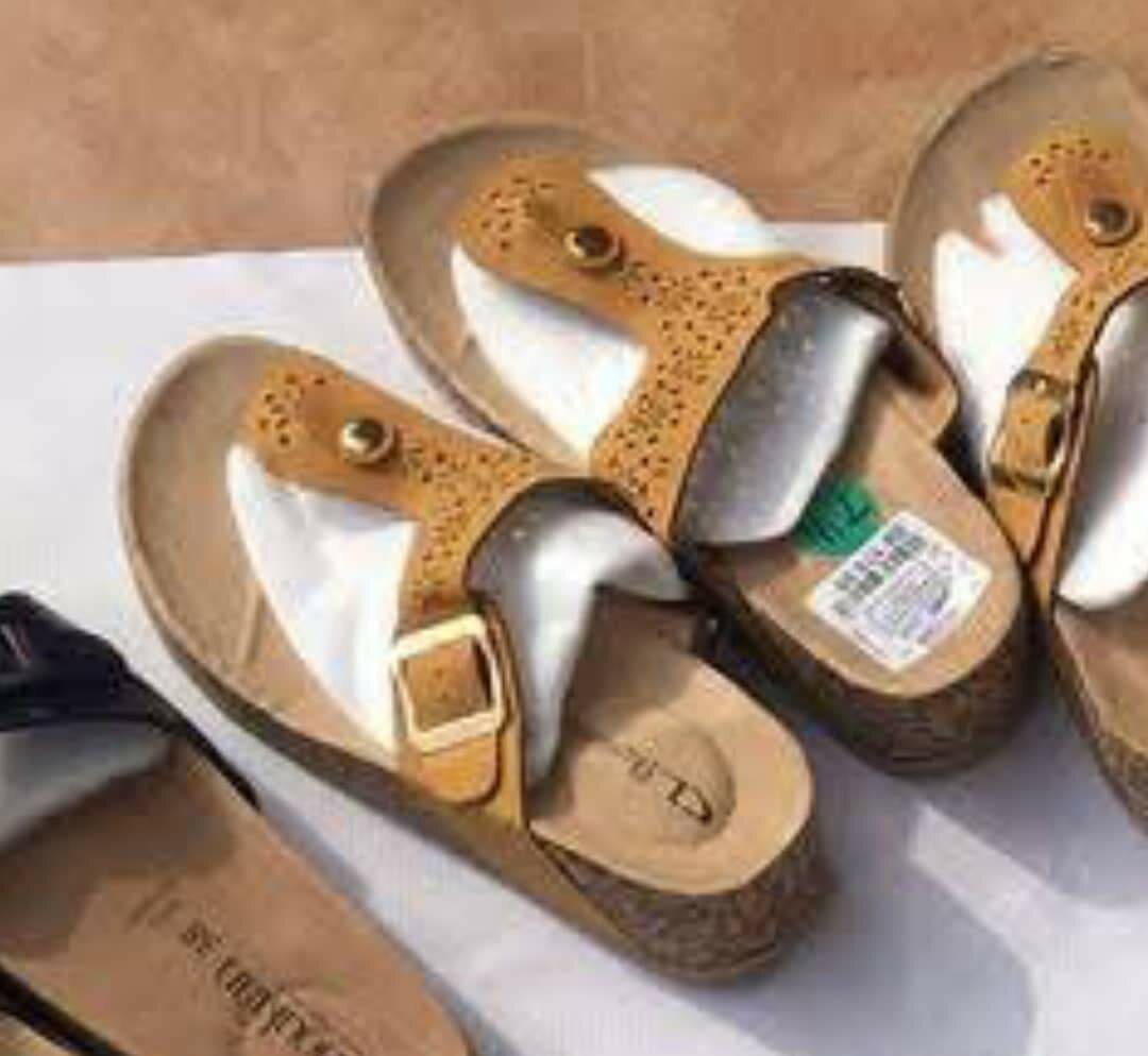 Unisex slides